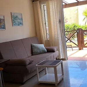 Los Hibiscos Apartment